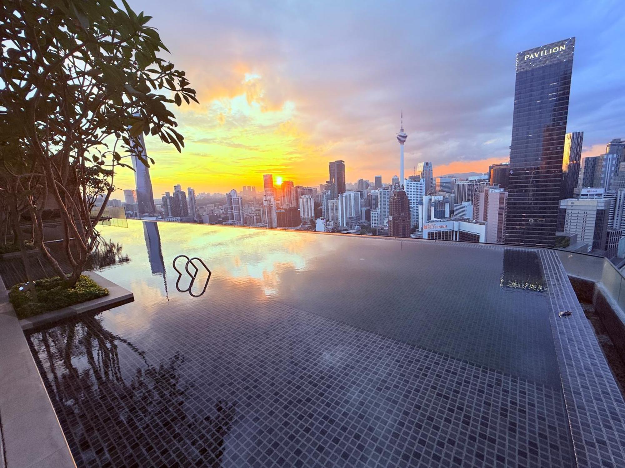 Axon Bukit Bintang By Lux Klcc Pavillion Apartment *