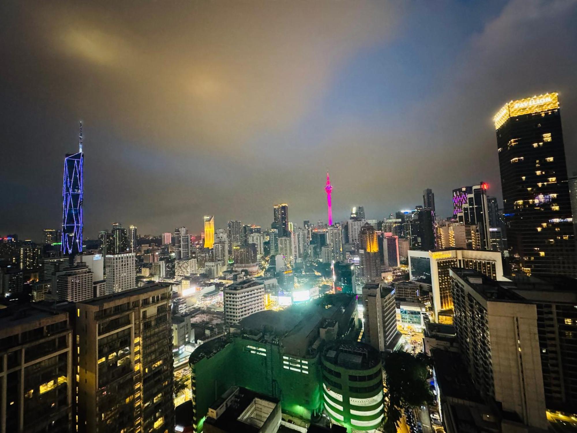 Pangsapuri Axon Bukit Bintang By Lux Klcc Pavillion Kuala Lumpur