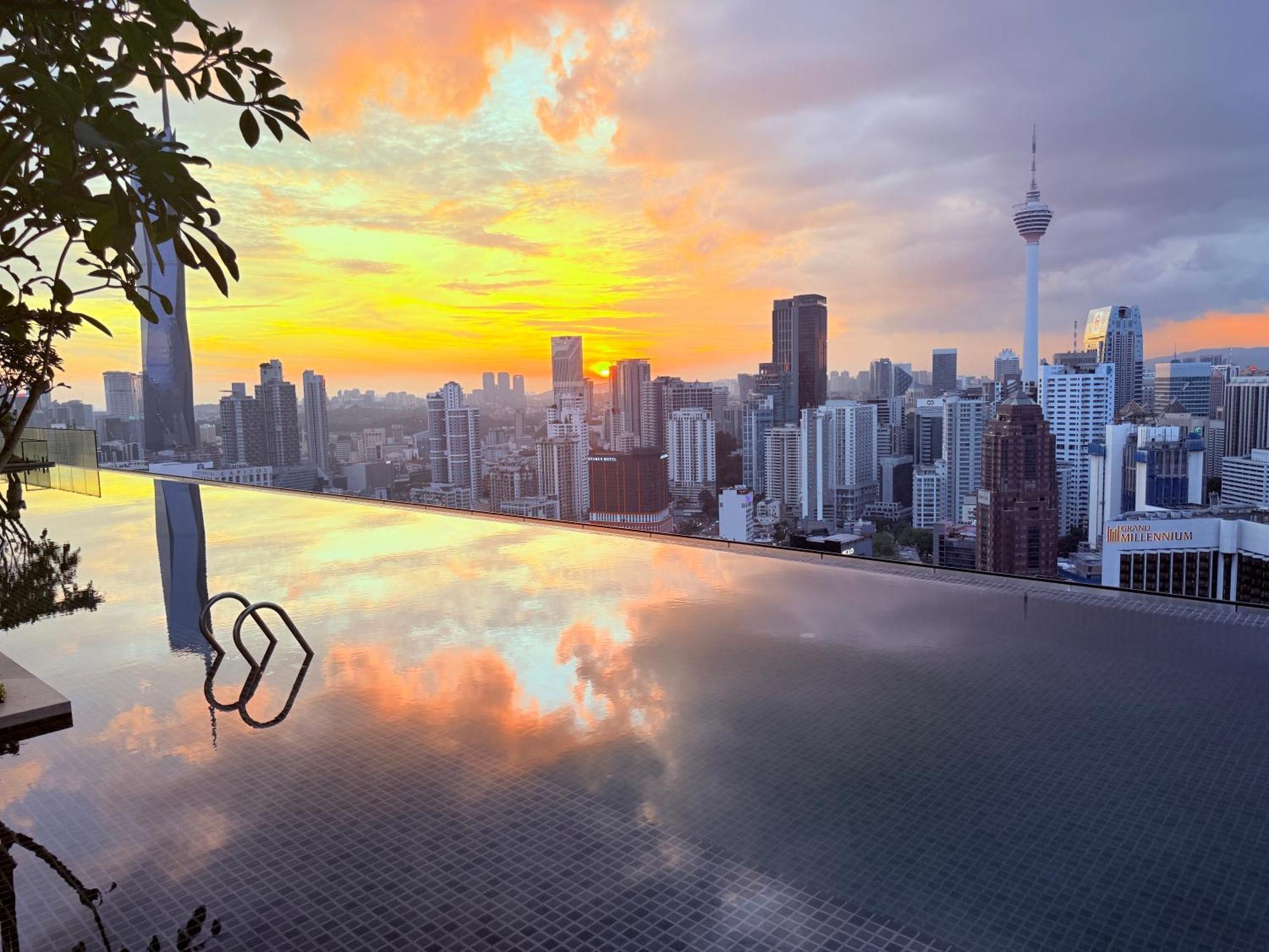 Axon Bukit Bintang By Lux Klcc Pavillion Pangsapuri Kuala Lumpur